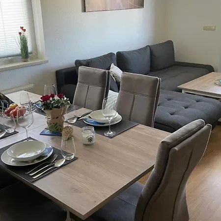 Schoene Mit Feuerstelle Fuer Bis Zu 5 Personen Holiday home *